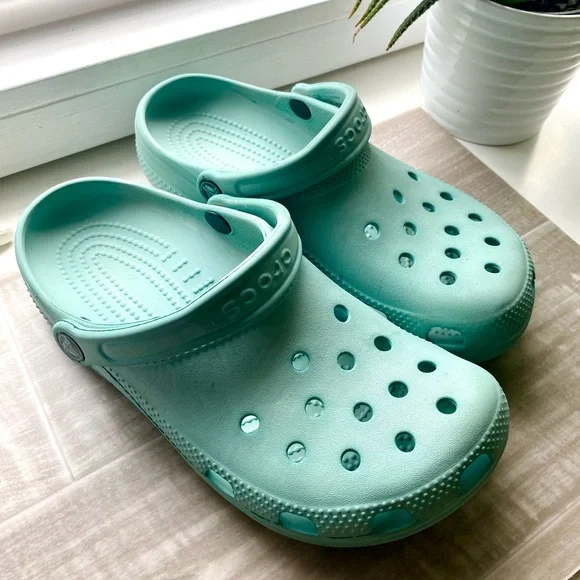 Crocs teal - Picture 1 of 4